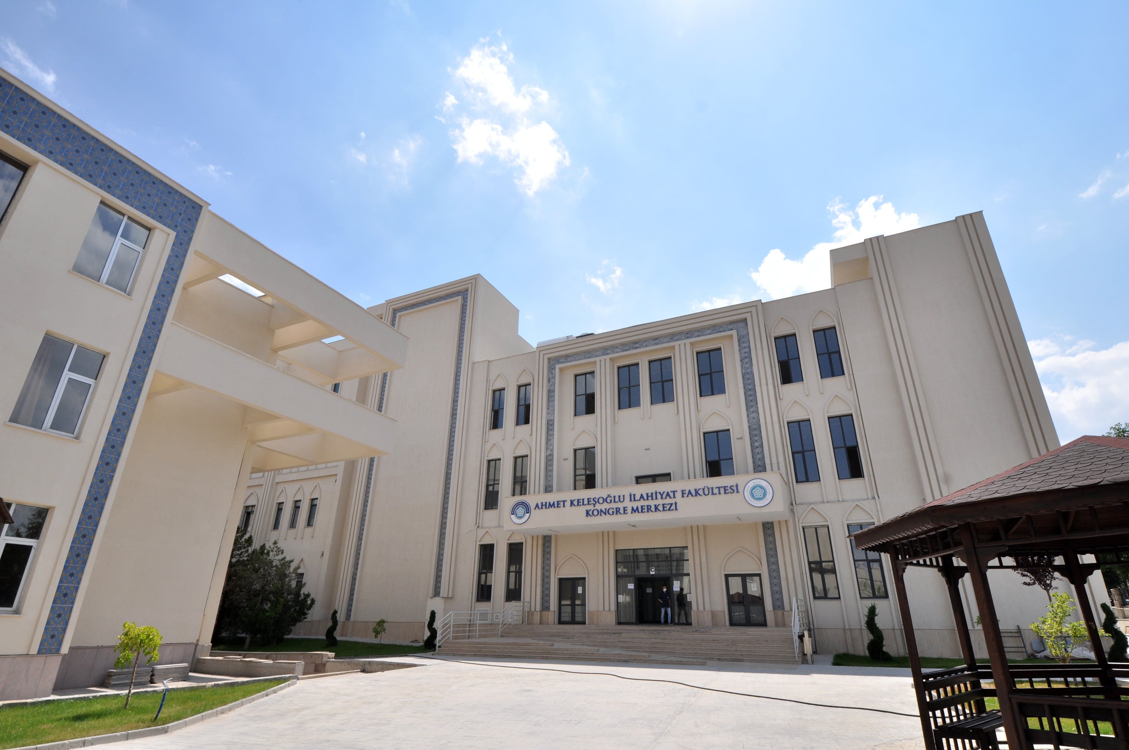 Necmettin Erbakan Üniversitesi